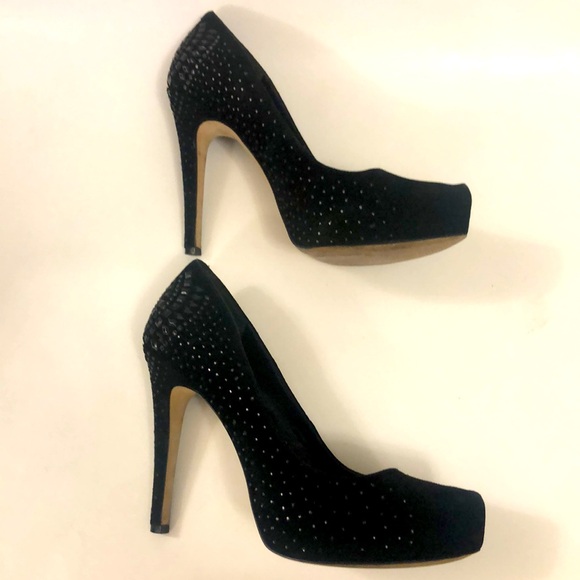BCBG 7.5 Black High heel Platform Pump Suede metallic Studs Excellent Condition - Picture 3 of 10